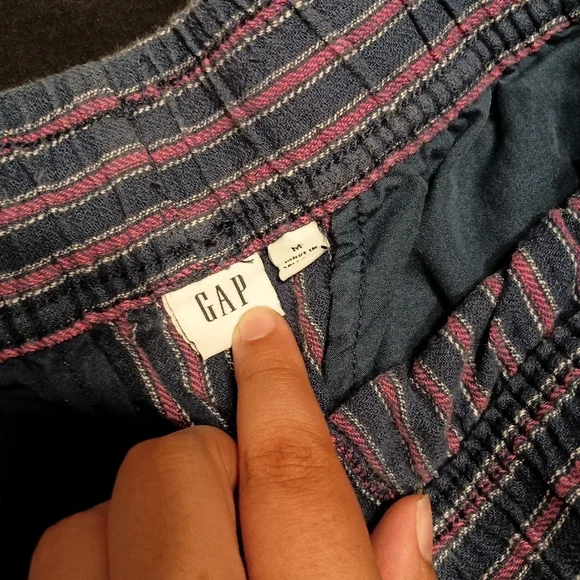 Gap Women's Size Medium Linen Blend Pull On Shorts Navy Blue Pink Stripe - Picture 5 of 7